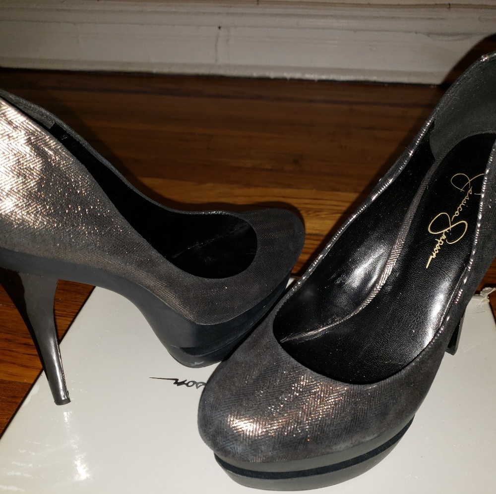 Platform pumps